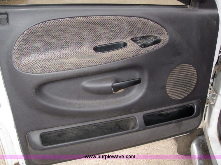 image for item 3036 1999 Dodge Ram 2500 Quad pickup truck