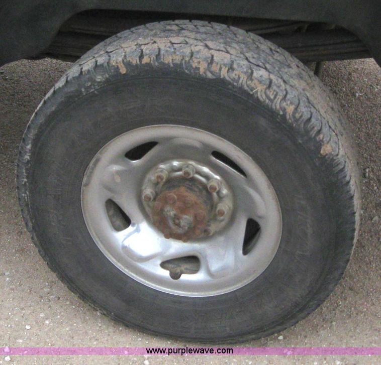 image for item 3036 1999 Dodge Ram 2500 Quad pickup truck