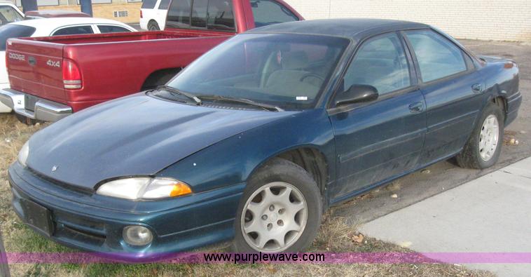 image for item 3043 1997 Dodge Intrepid