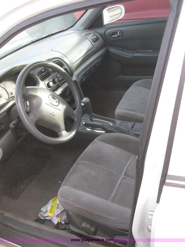 image for item 3044 2000 Mazda 626LX