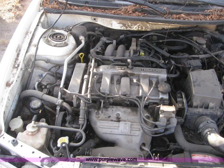 image for item 3044 2000 Mazda 626LX