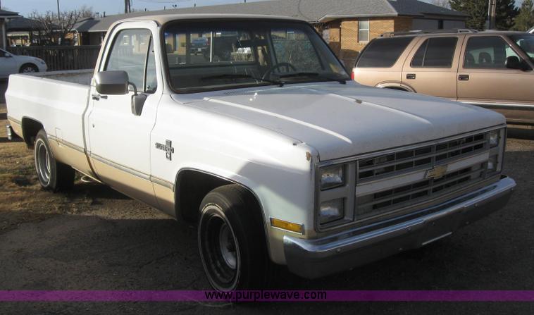 image for item 3045 1985 Chevrolet Silverado pickup truck