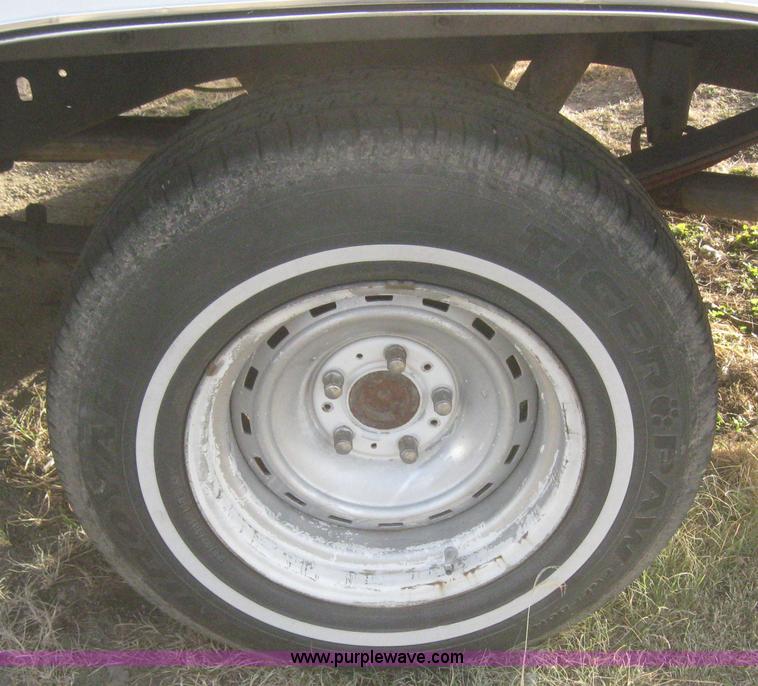 image for item 3045 1985 Chevrolet Silverado pickup truck