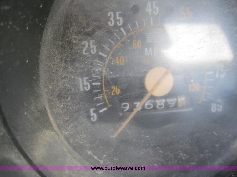 image for item 4350 1982 Chevrolet Kodiak semi truck