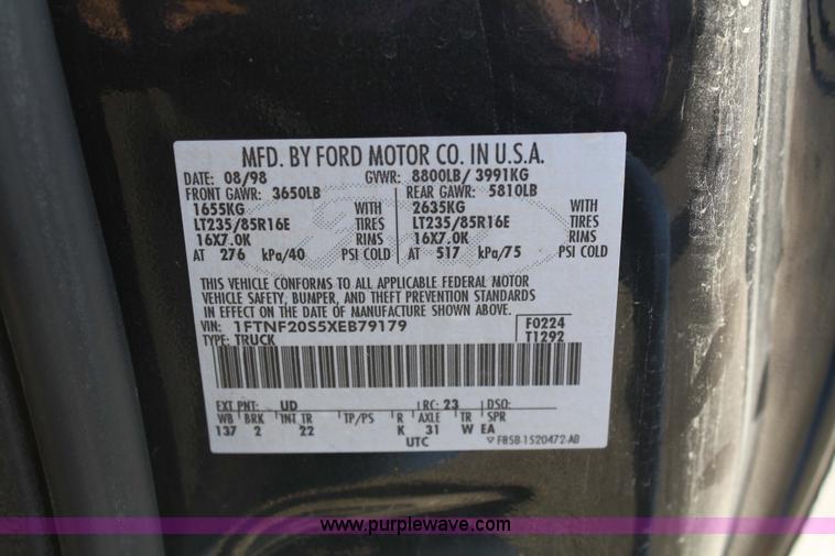 image for item 4794 1999 Ford F250