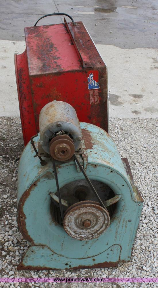 image for item 4838 (2) fans