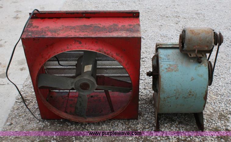 image for item 4838 (2) fans