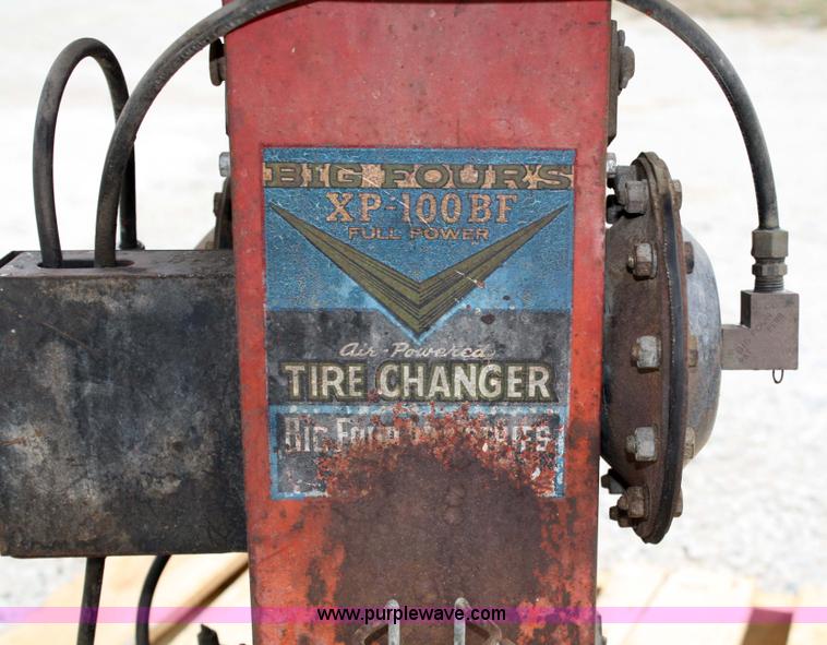 image for item 4839 Big Fours tire changer