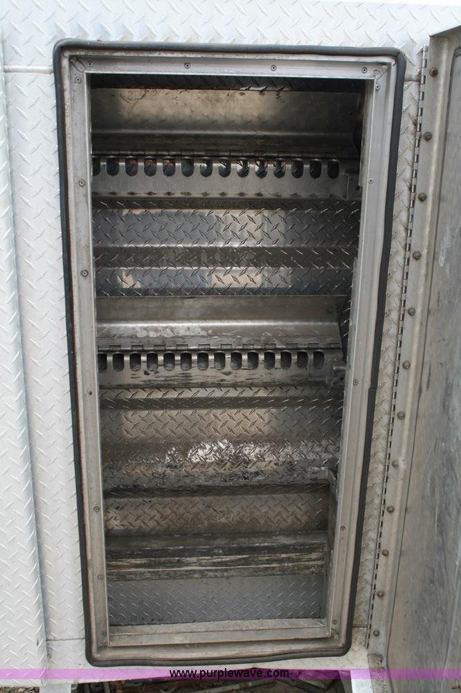 image for item 4841 Sturdy light aluminum headache rack