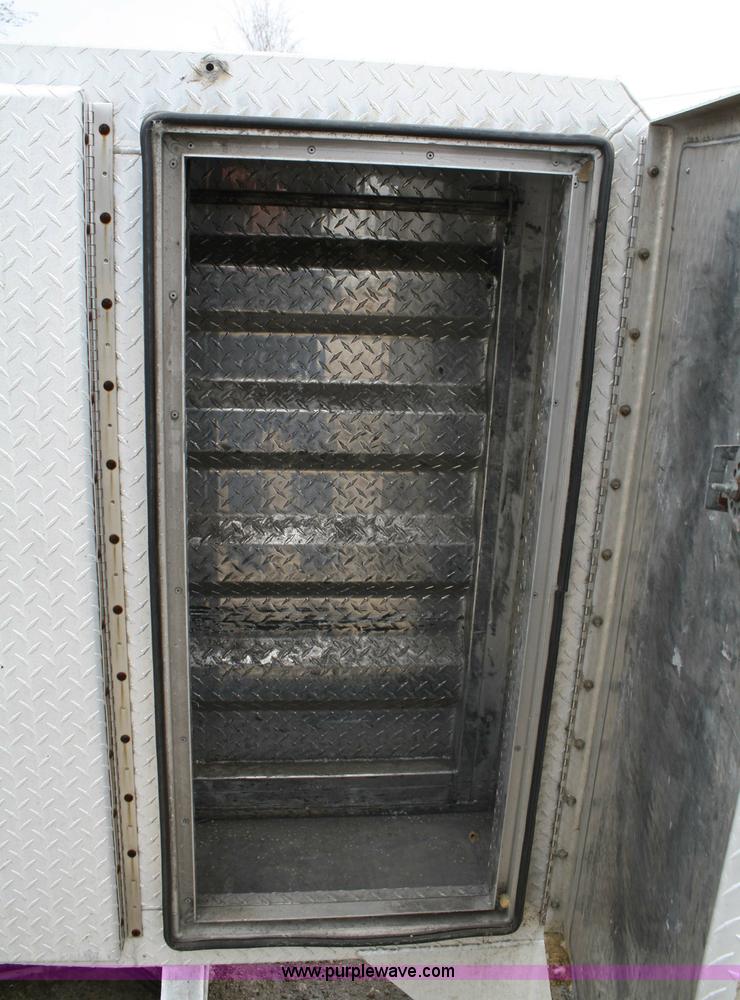 image for item 4841 Sturdy light aluminum headache rack