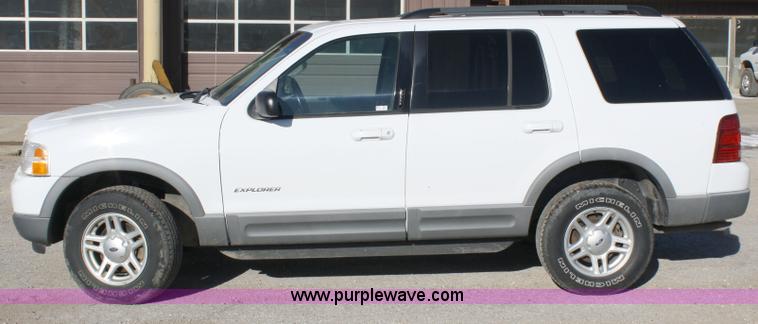 image for item 4911 2002 Ford Explorer XLT