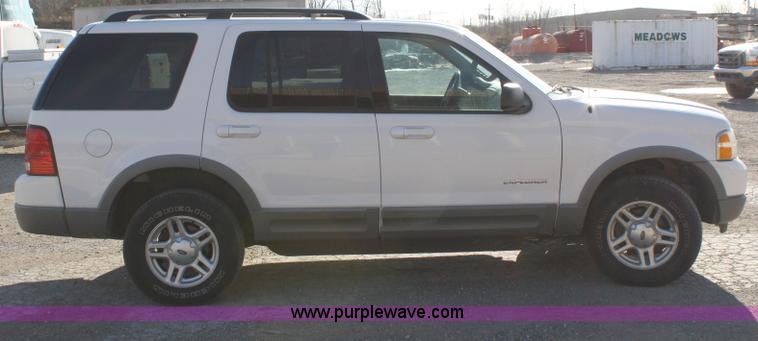 image for item 4911 2002 Ford Explorer XLT