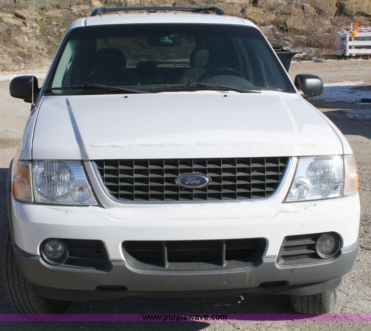 image for item 4911 2002 Ford Explorer XLT