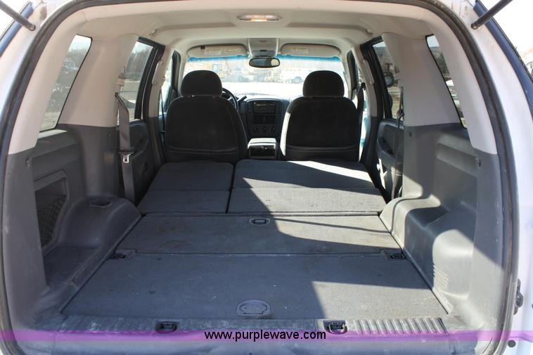 image for item 4911 2002 Ford Explorer XLT