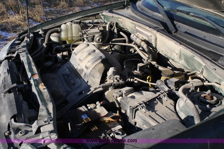 image for item 4919 2001 Ford Escape XLT