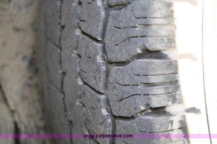 image for item 4919 2001 Ford Escape XLT