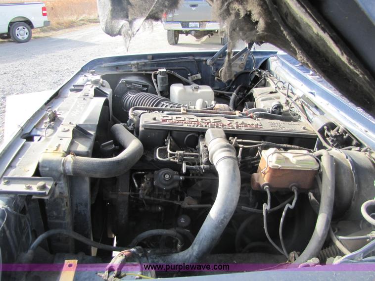 image for item 5137 1991 Dodge Ram D-250 pickup truck