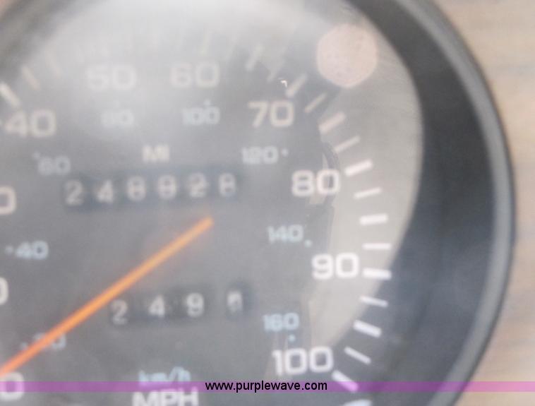 image for item 5137 1991 Dodge Ram D-250 pickup truck