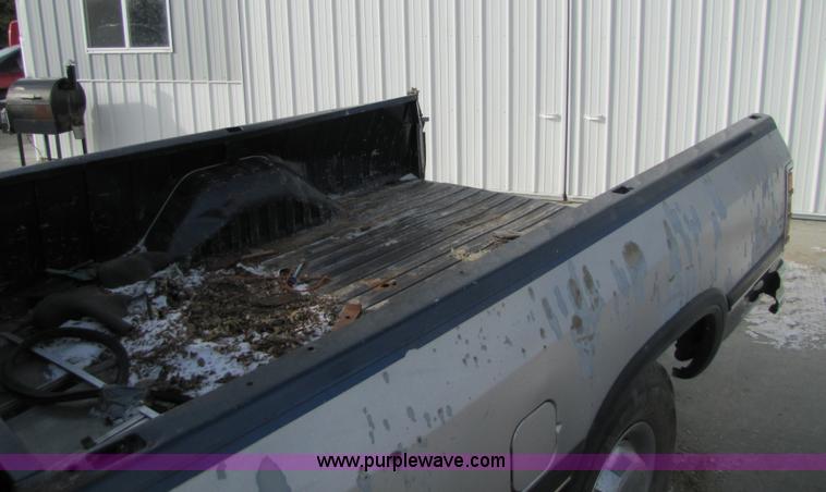 image for item 5137 1991 Dodge Ram D-250 pickup truck