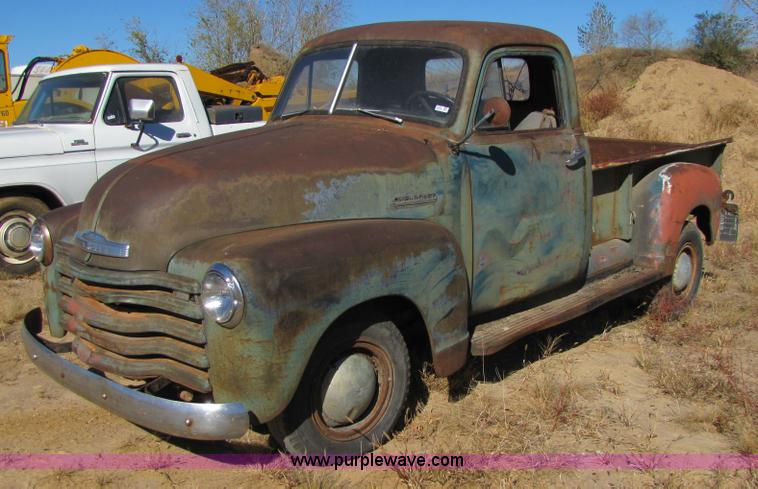 image for item 5162 1951 Chevrolet 5600 3/4 ton pickup truck
