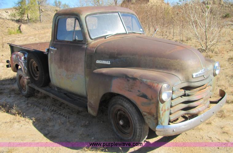 image for item 5162 1951 Chevrolet 5600 3/4 ton pickup truck