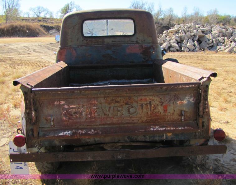 image for item 5162 1951 Chevrolet 5600 3/4 ton pickup truck