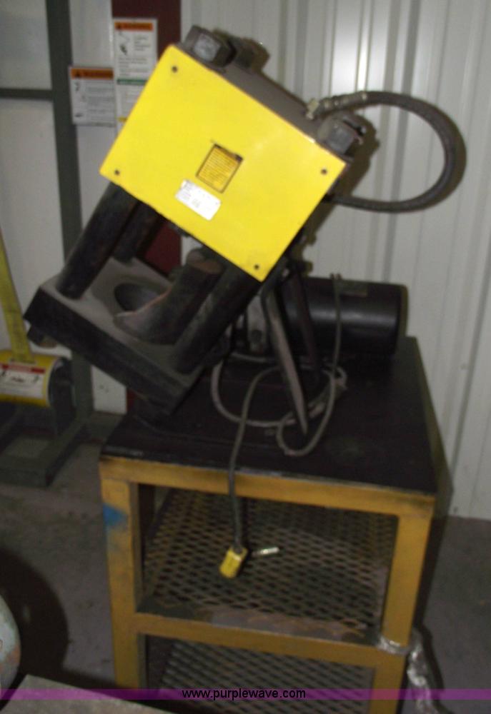 image for item 5442 Weatherhead T-4000 hose crimper