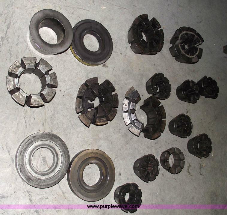 image for item 5442 Weatherhead T-4000 hose crimper