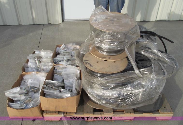 image for item 5442 Weatherhead T-4000 hose crimper