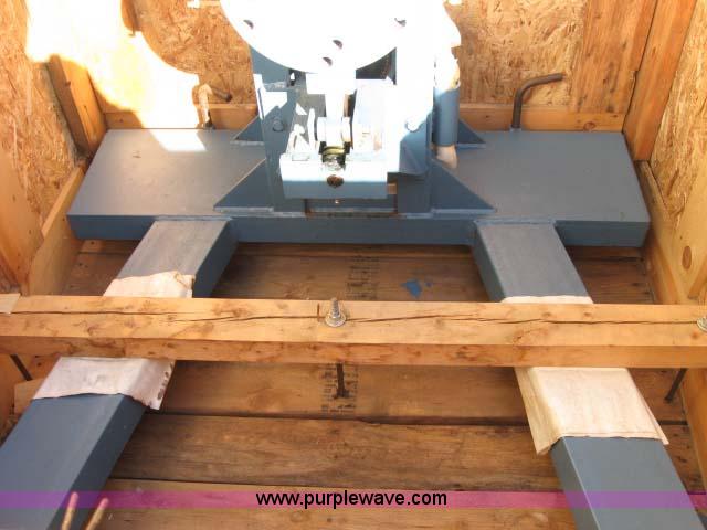 image for item 5444 Kent-moore engine stand