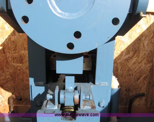 image for item 5444 Kent-moore engine stand