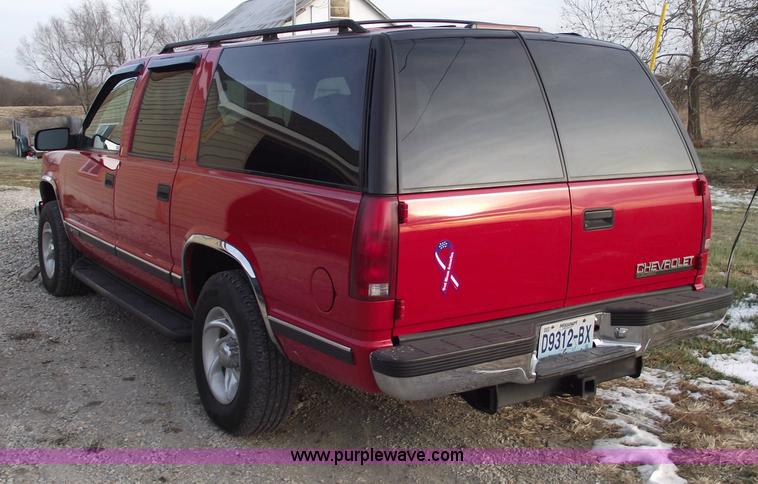 image for item 5455 1996 Chevrolet K1500 LT Suburban