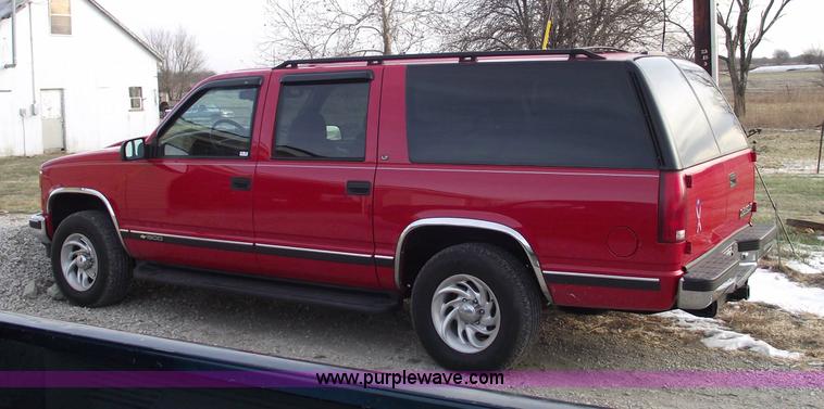 image for item 5455 1996 Chevrolet K1500 LT Suburban