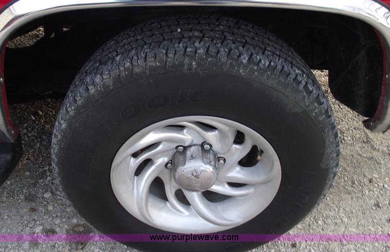 image for item 5455 1996 Chevrolet K1500 LT Suburban