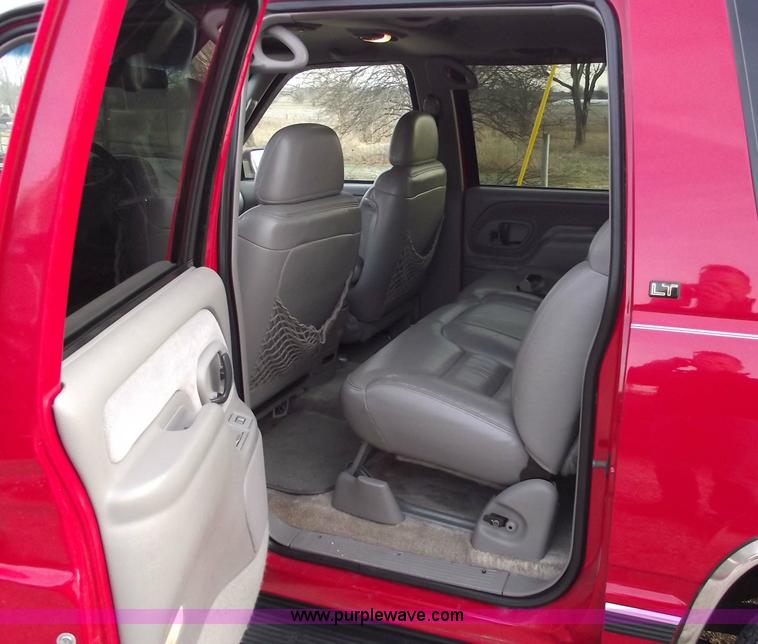 image for item 5455 1996 Chevrolet K1500 LT Suburban