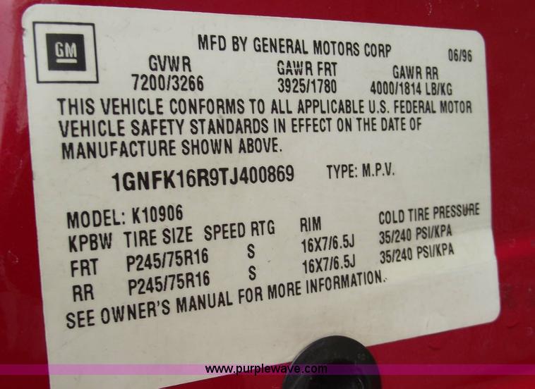 image for item 5455 1996 Chevrolet K1500 LT Suburban