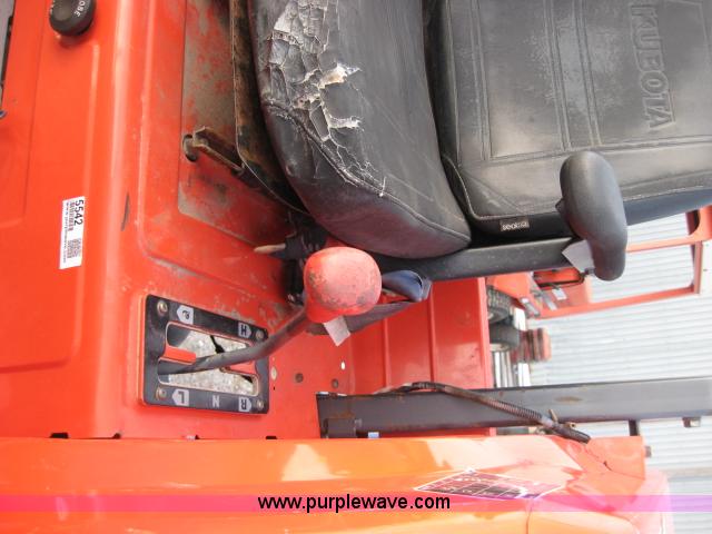 image for item 5542 1996 Kubota M4700 tractor