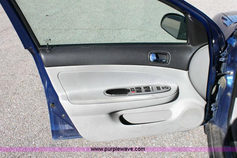 image for item 6444 2006 Chevrolet Colbalt LT