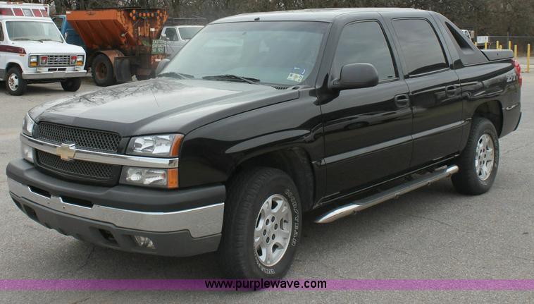 image for item 6532 2003 Chevrolet Avalanche K1500