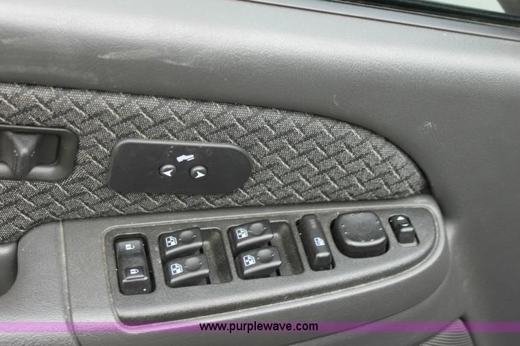 image for item 6532 2003 Chevrolet Avalanche K1500