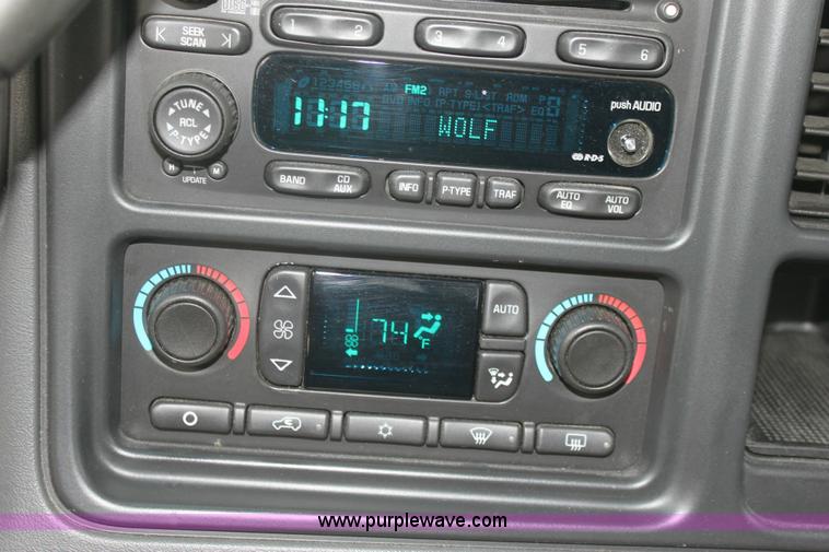 image for item 6532 2003 Chevrolet Avalanche K1500