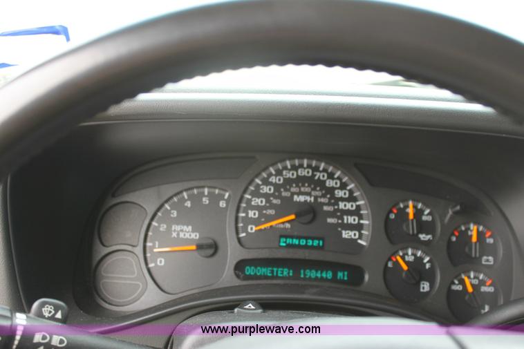 image for item 6532 2003 Chevrolet Avalanche K1500