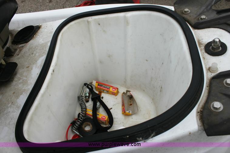 image for item 6533 2003 Yamaha Wave Runner XLT 1200 jet ski