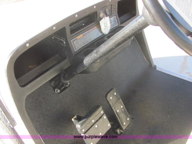 image for item 6759 2002 EZ-GO electric golf cart