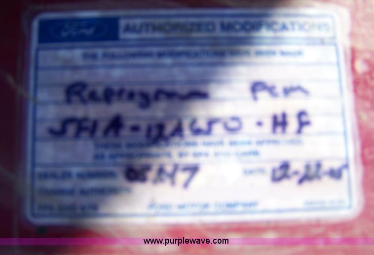 image for item 7000 2006 Ford Taurus SE