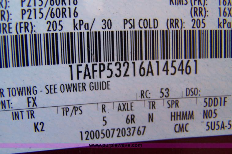 image for item 7000 2006 Ford Taurus SE