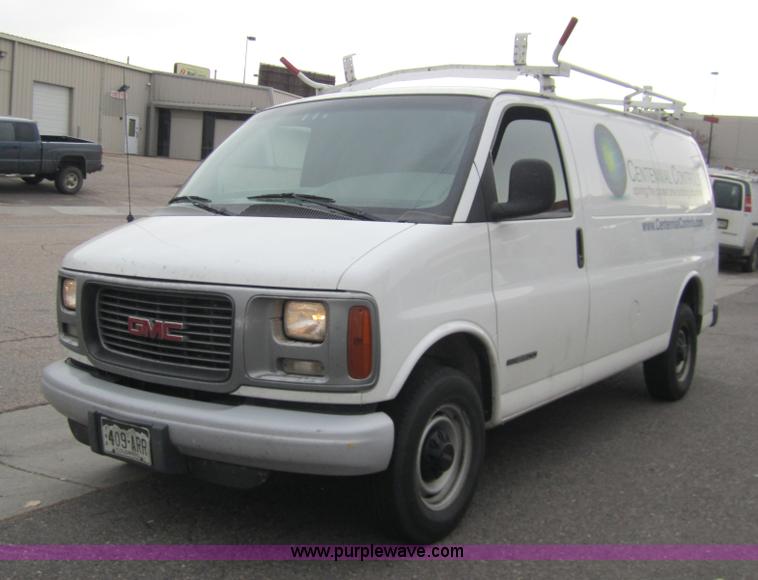 image for item 7523 2000 GMC Savana G2500 cargo van