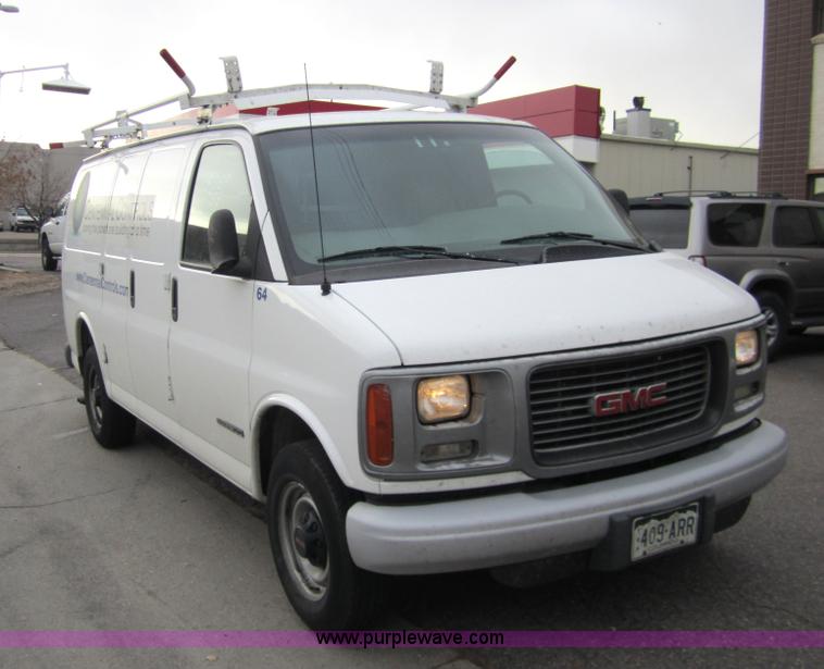 image for item 7523 2000 GMC Savana G2500 cargo van