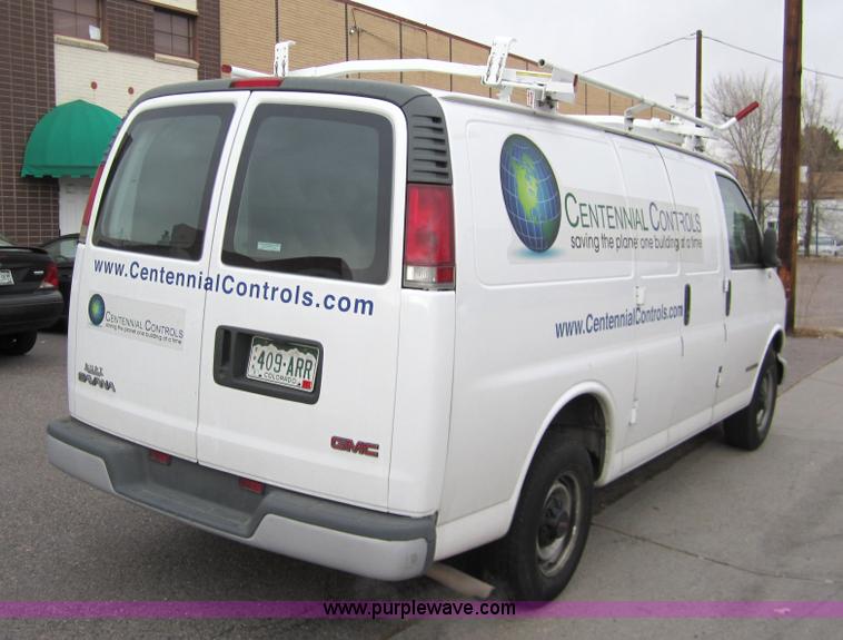image for item 7523 2000 GMC Savana G2500 cargo van