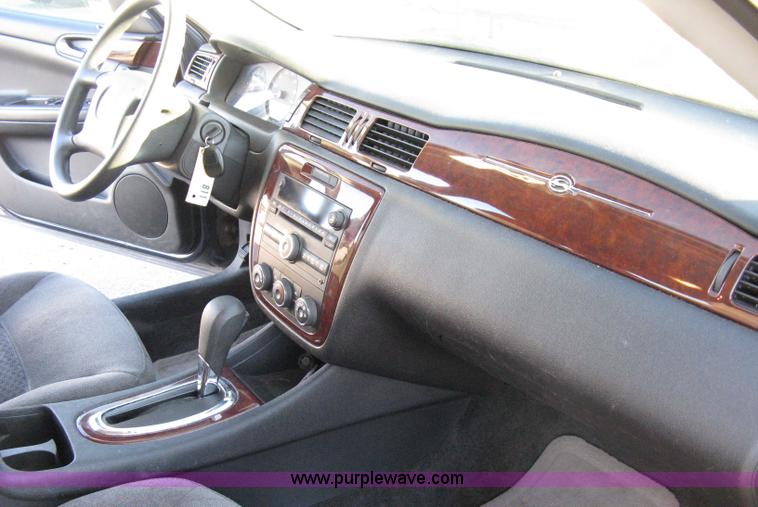 image for item 8086 2008 Chevrolet Impala LS